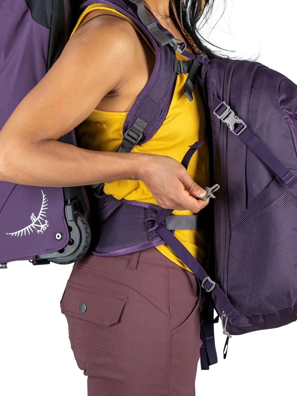 FAIRVIEW WHEELED TRAVEL PACK CARRY-ON 36