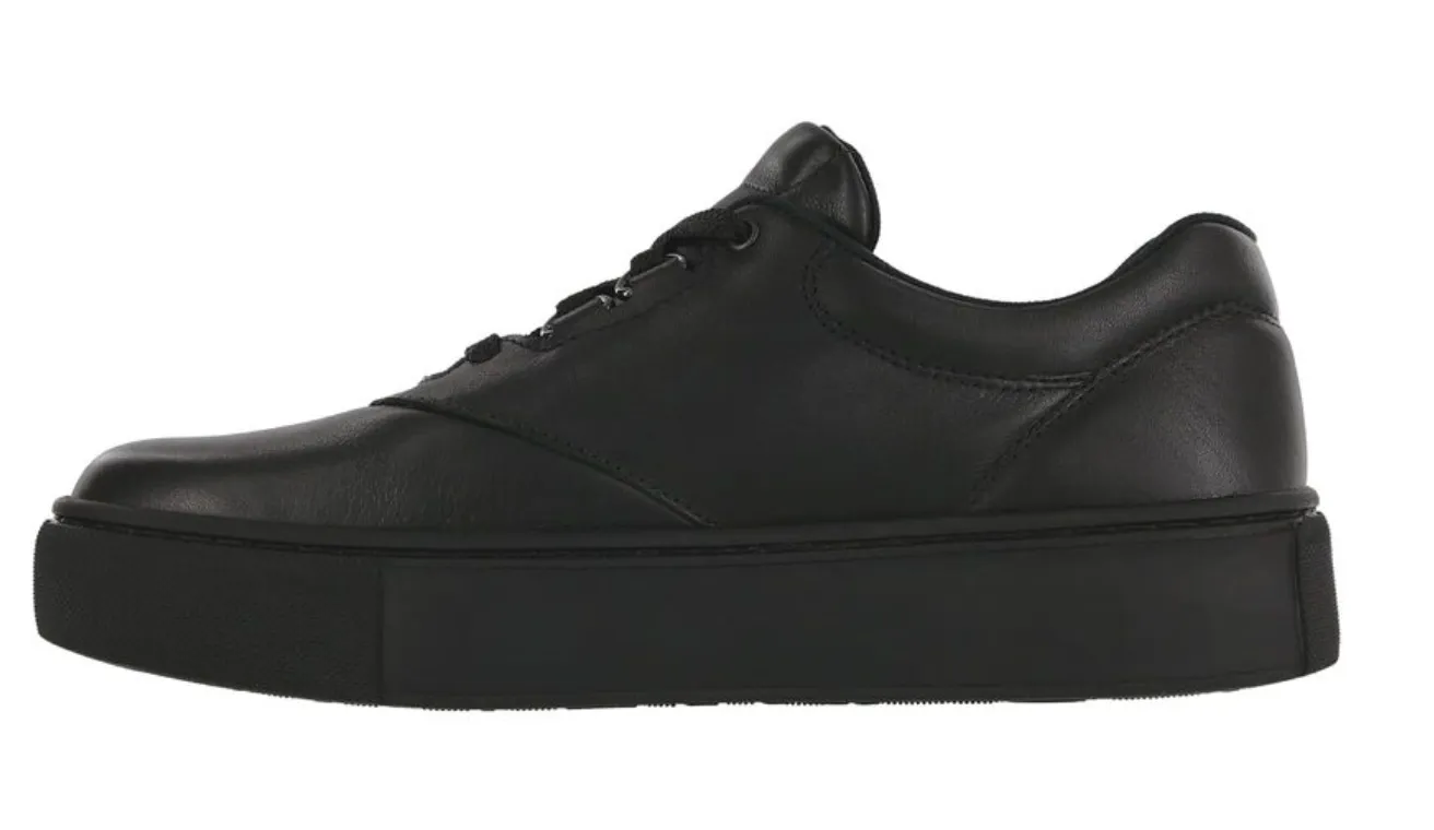 SAS - Free Rein Non Slip Lace Up